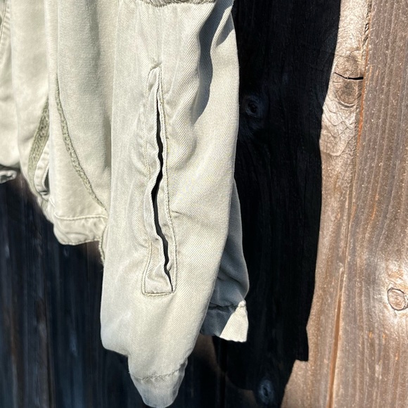 Max Jeans vest size medium - Picture 12 of 17